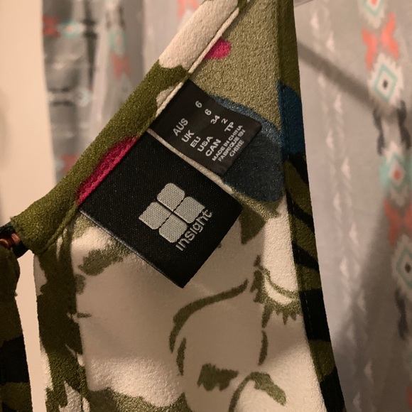 Insight Green Floral Tank - Picture 5 of 8